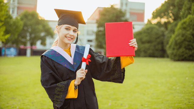 璐斐教育在职研究生双证.jpg 璐斐教育在职研究生双证.jpg