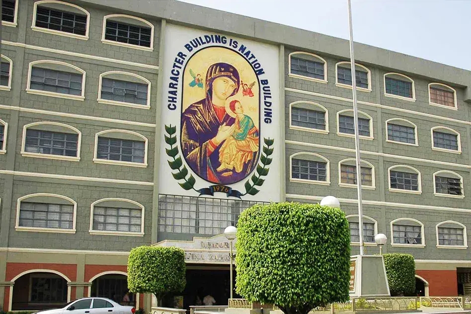 菲律宾永恒大学.jpg